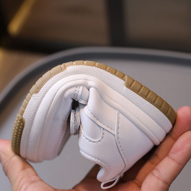 2025 New Toddler Kids Fashion Design Walking Shoes White Shoes Non-slip Casual Trainers Happysteps Infant Boys Girls Outdoor Board Sneakers Sizes US5c