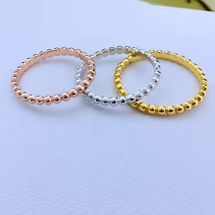 Designer Charm sweet clovers Rings Kaleidoscope Ring Female Perlees Design alhamba vintage Fashion Simple Clover Jewelry Gold signature couple