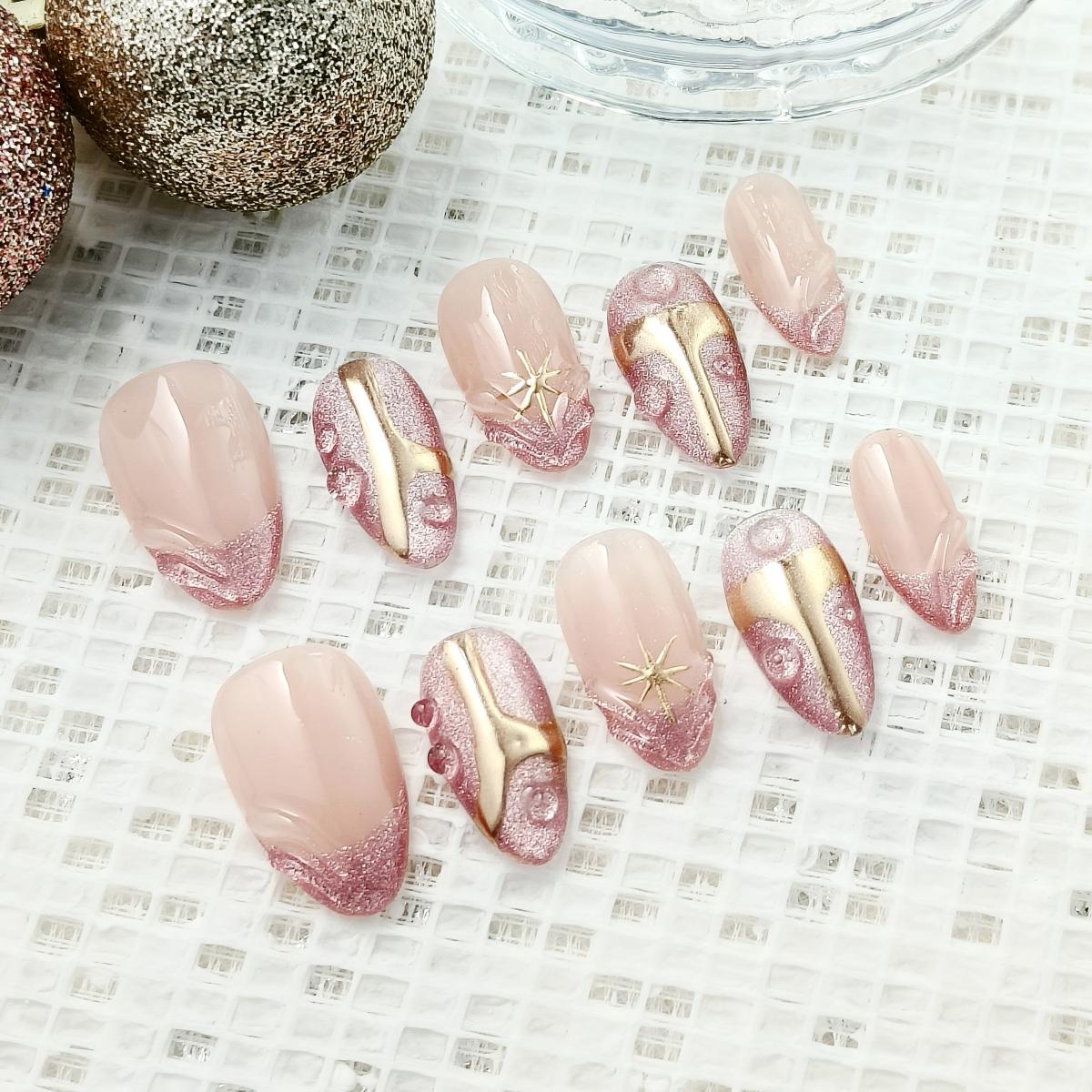 10pcs French Tips Handmade Press-on nail Short Almond Nails Bundle 3D Hand drawn Cat Eye Sweet Elegant Finished nail stickers Free storage box jelly g