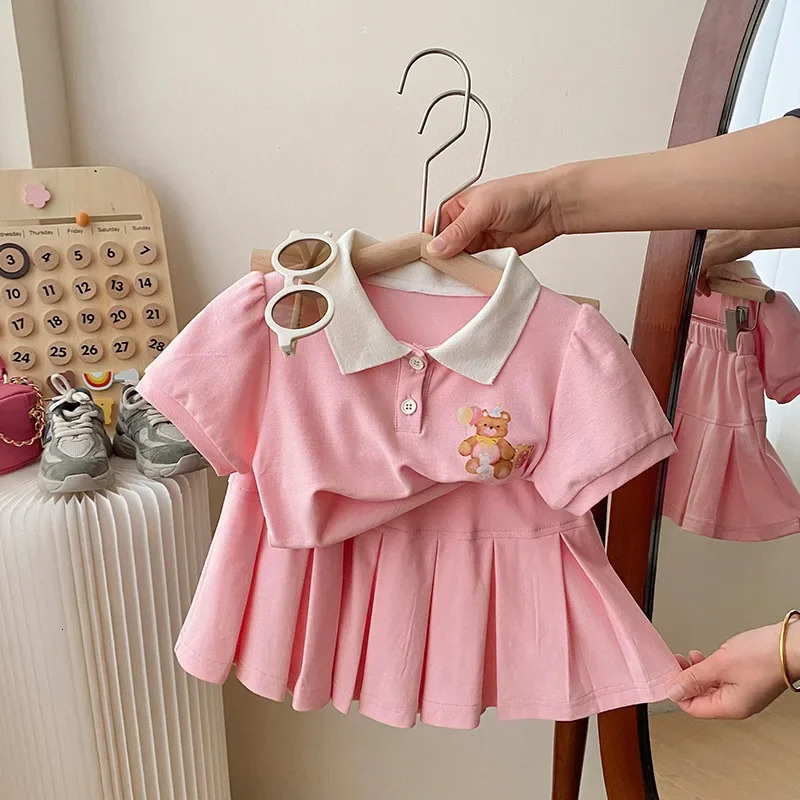 Childrens Clothing Sets 2023 Kids Clothes Girls Bear Print Lapel Tshirt Pleated Skirt 2pcs Girl Baby Outfit Set 250517z