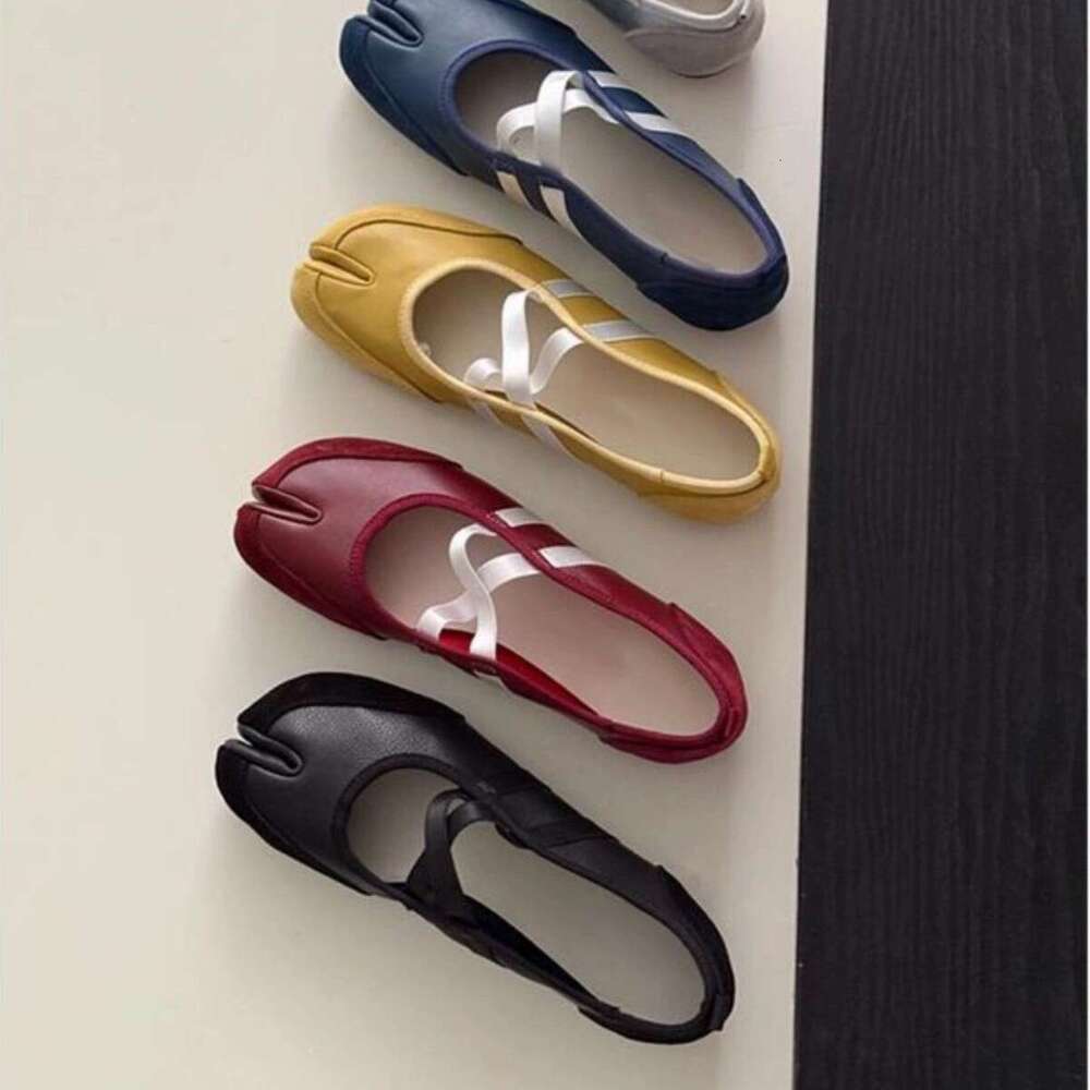French cross toed pig trotter women, spring 2025 new leather flat ballet shoes, Mary Jane single shoes for women