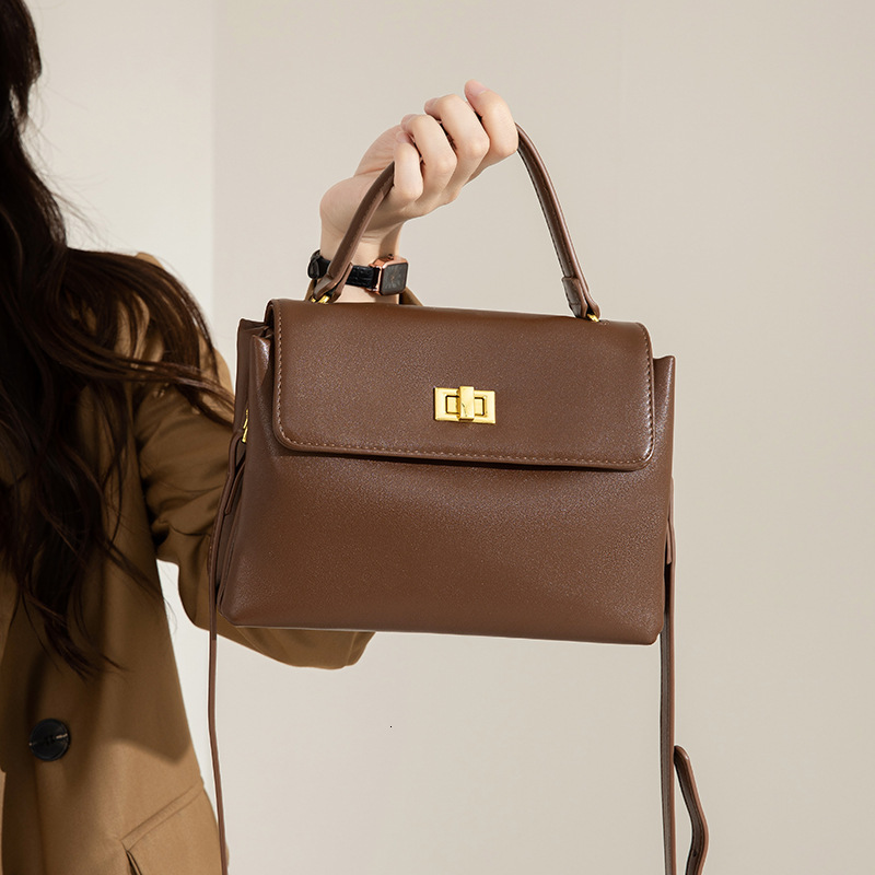 Free Shipping Designer Bag New For 2025 Summer Women's Handbag Design High Quality Soft Leather One Shoulder Crossbody Bag