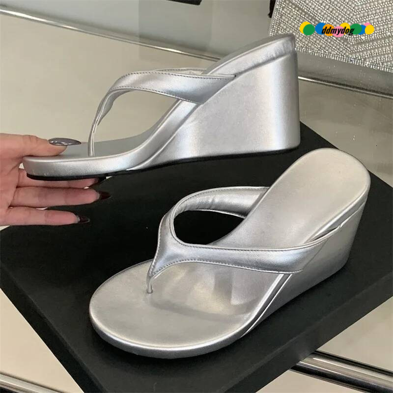 New Fashion Solid Platform Clip Toe Wedges Slippers Woman High Heels Sandals Summer Flip Flops Slide Shoes ddmymonkey
