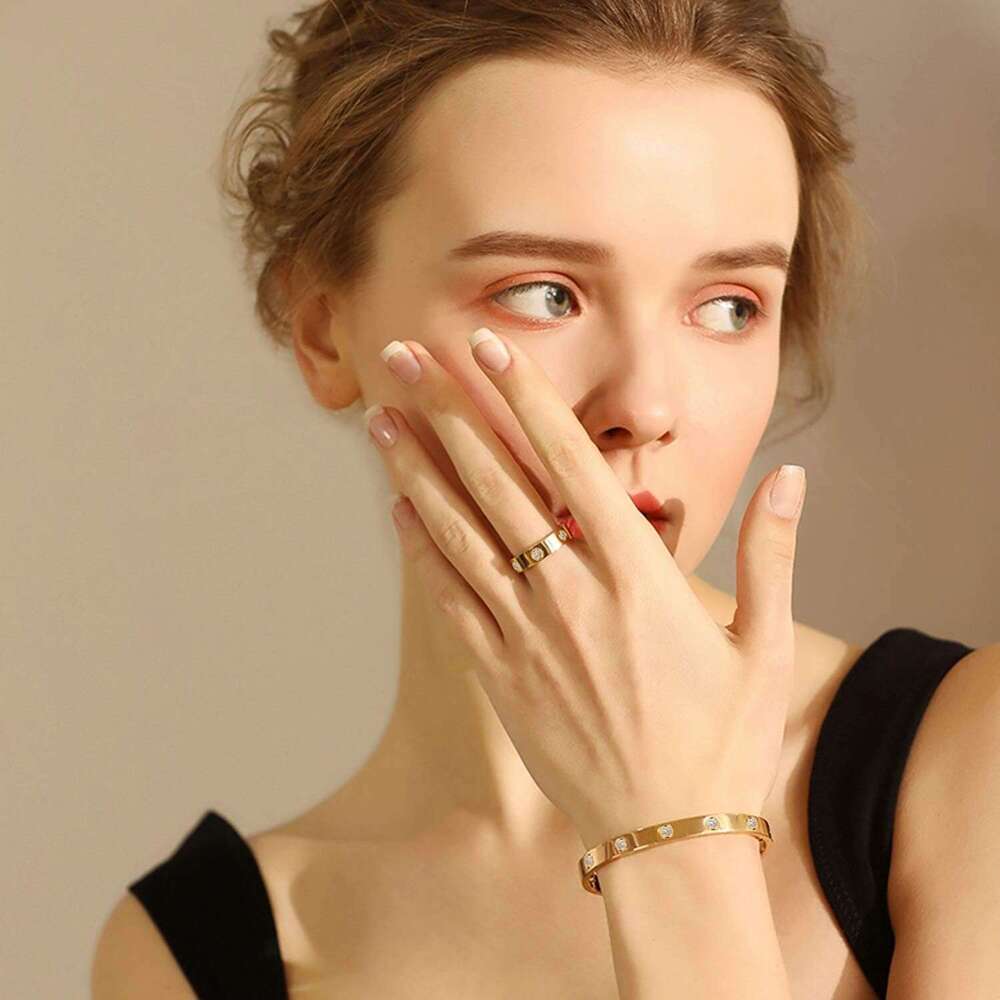 Fashion classic 14K gold-plated cubic zirconia women's stacked love Women's eternal gold ring | Valentine's Day gift