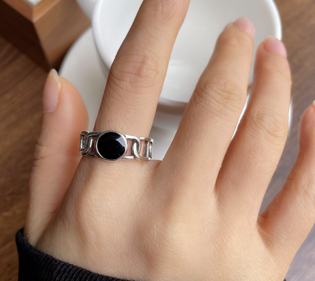 Small niche design 925 pure silver cool style ring, women's non fading retro heavy industry ring accessories wholesale 22001012