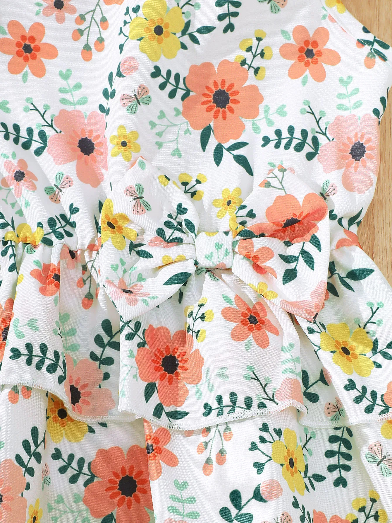 Childrens clothing Girls Summer Set Round Neck Small Floral Bow Sleeveless TopShorts 2PcsSet 47 Year Old Fashion 250517z