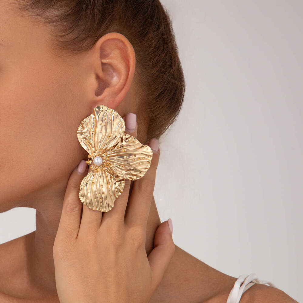 Ins style metallic texture earrings exaggerated personality three-dimensional flower ear accessories