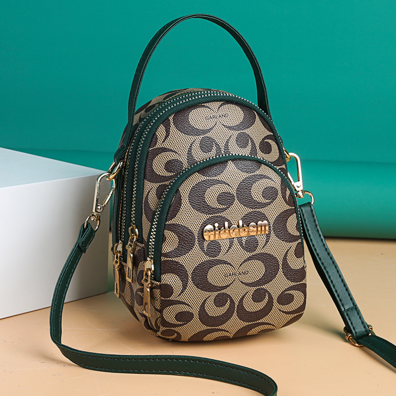 2025 New Outdoor Style Luxury Free Delivery Designer Bag Three Layer Mobile Phone Trend Women's Versatile Soft Leather Shoulder Hand-held Small B