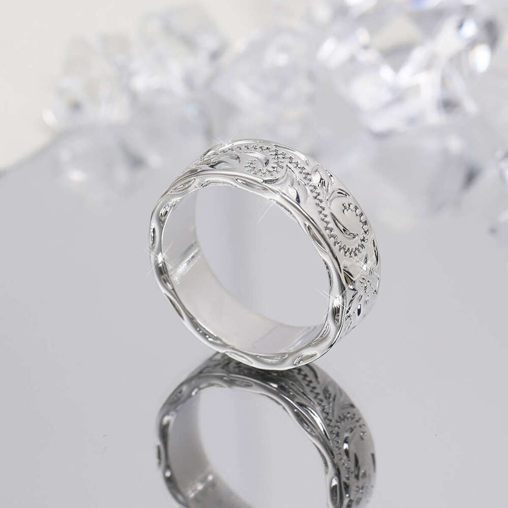 New minimalist relief vine for women's niche fashion ring accessories
