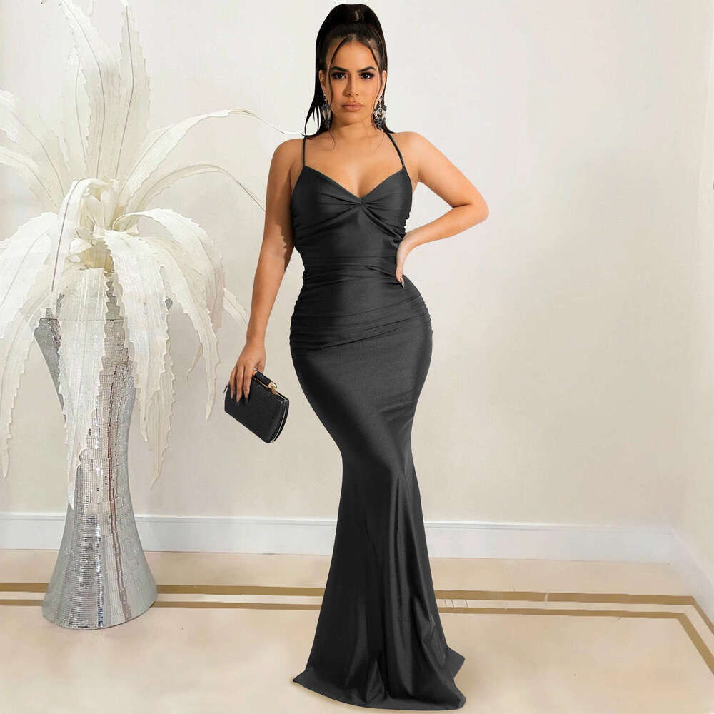 Halter Whit Maxi Dresses Solid Color Sexy Suspender Wrapped Chest And Backless Strap Tight Fitting Long Dress Prom Sexy Dress