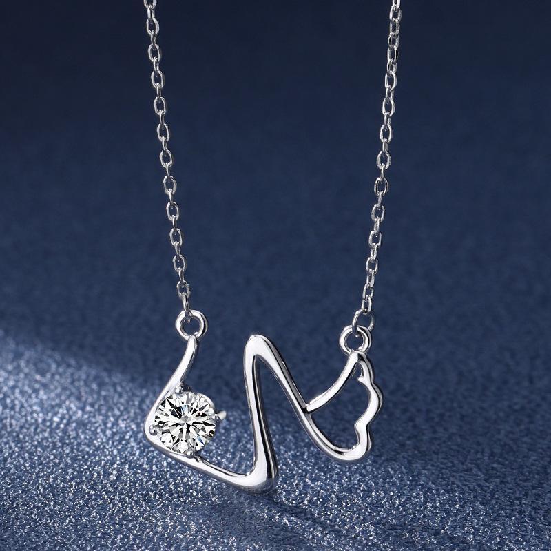 Moissanite Fish Design S925 Sterling Silver Necklace, Minimalist Luxury Design, Fashionable and Versatile Women's Jewelry, Perfect Birthday and V