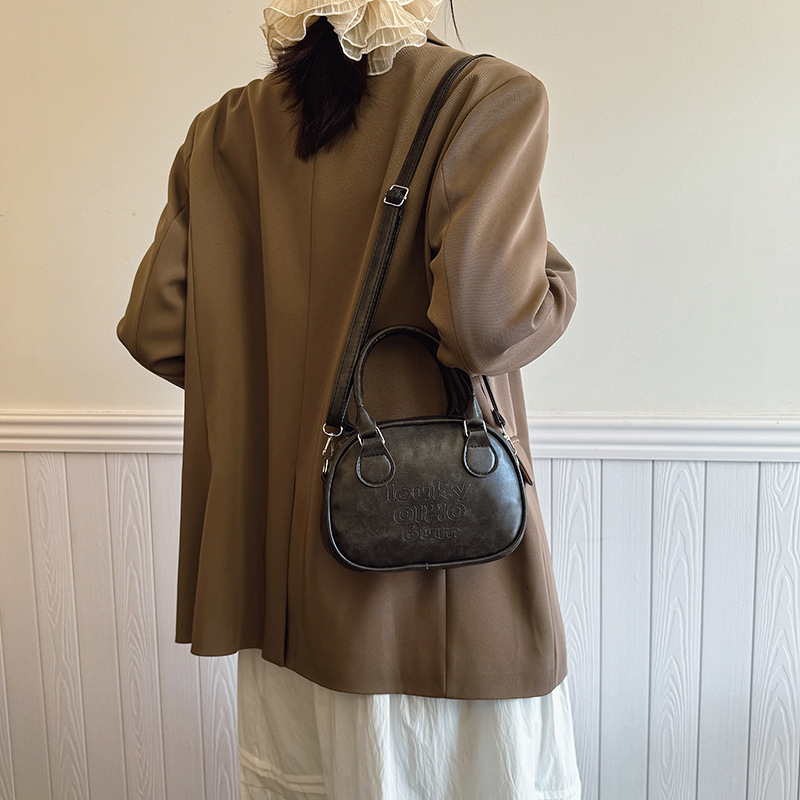 2025 New Outdoor Style Luxury Free Delivery Designer Bag Handbag For Women Fashionable Small Square Stylish Casual Personality Trend Single Shoulder C