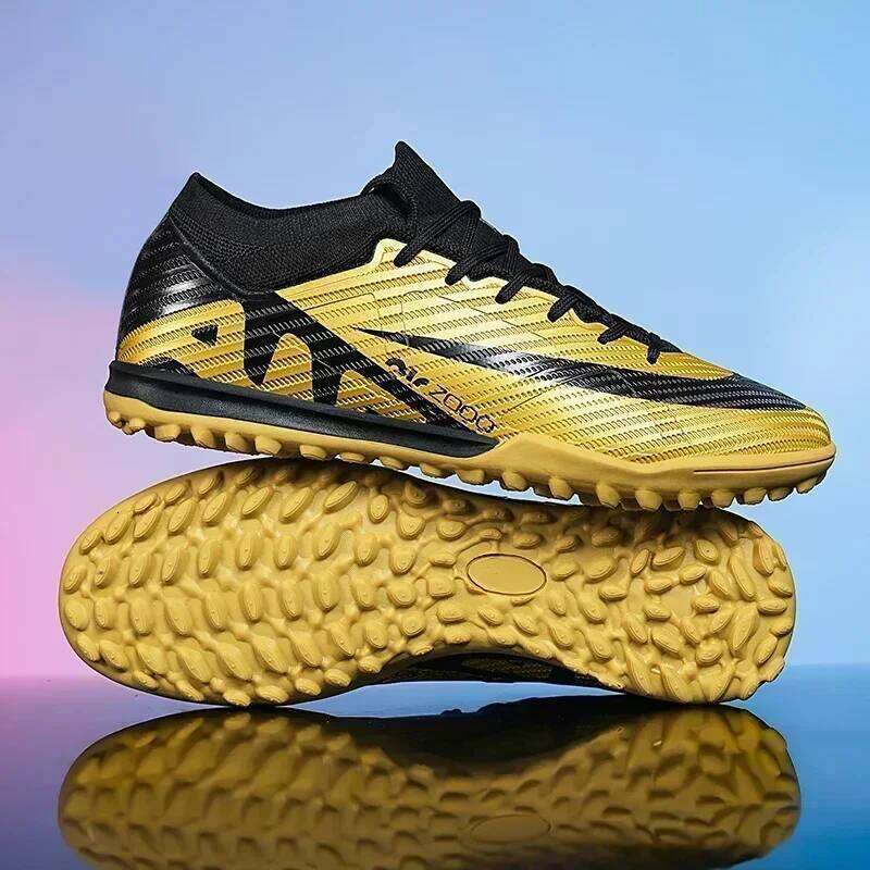 New Men Soccer Shoes Hot-selling Football Boots Mid-top Non-Slip Cleats FG/TF High-quality Match Sneakers Futsal Indoor