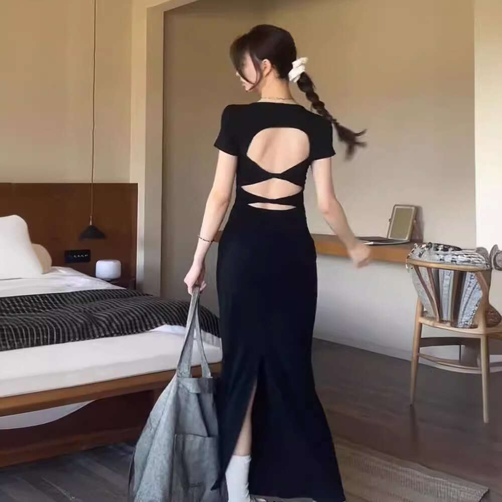 Halter Whit Maxi Dresses Pure Desire Style Backless Short Sleeved Dress Womem Summer Collection Waist Cinching Slimming Design Spicy Girl Long Skirt P