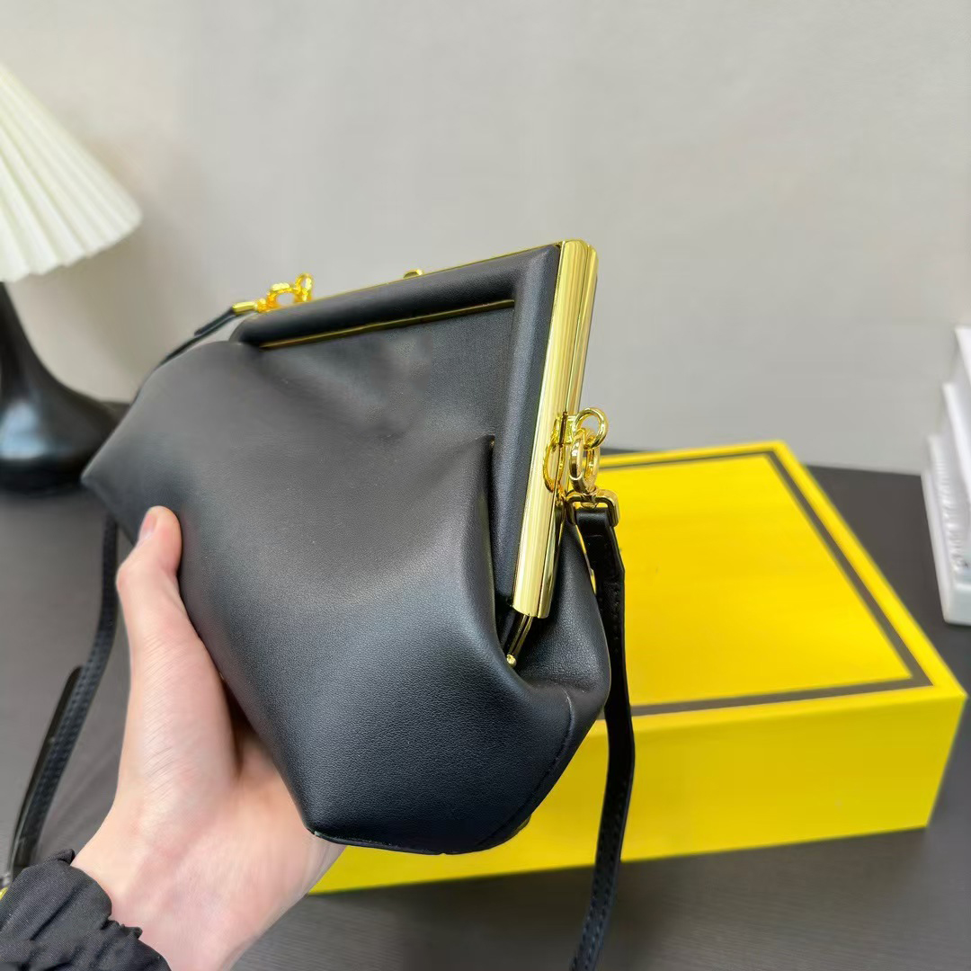 Designer 2025 Spring bag clip bag Fashion bag Cloud bag hand bag texture womens bag high-grade single shoulder crossbody bag