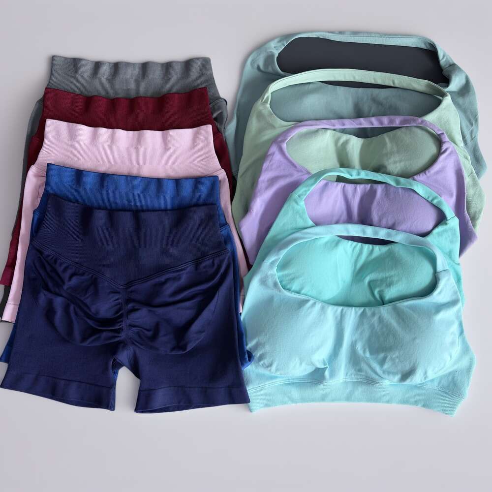 Seamless Yoga Set High Waist Scrunch Shorts Halter Sports Bra Workout Outfit Gym Active Wear Women 2 Piece Fitness Clothes Summer Yoga Pants Non See T