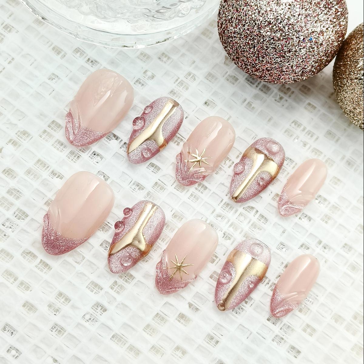 10pcs French Tips Handmade Press-on nail Short Almond Nails Bundle 3D Hand drawn Cat Eye Sweet Elegant Finished nail stickers Free storage box jelly g