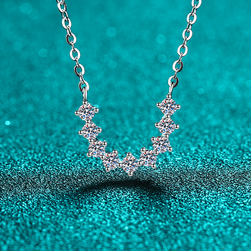 S925 Sterling Silver U-Shape Moissanite Necklace, Simple and Elegant Pendant for Women, Perfect Gift for Valentine's Day and Special Occasions