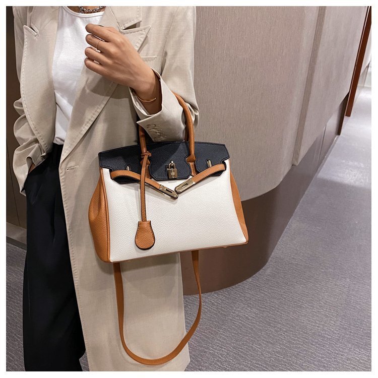 2025 Designer Fashionable Color Blocking Single Shoulder Crossbody Bag for Women, Versatile and Casual with Free Shipping