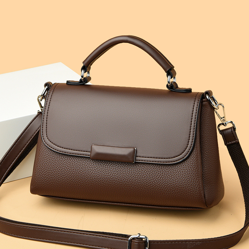 Free Shipping Designer 2025 New Bags For Autumn And Winter High-end Sense Niche Crossbody Fashionable Simple Versatile Handbag Work Commuting Bag