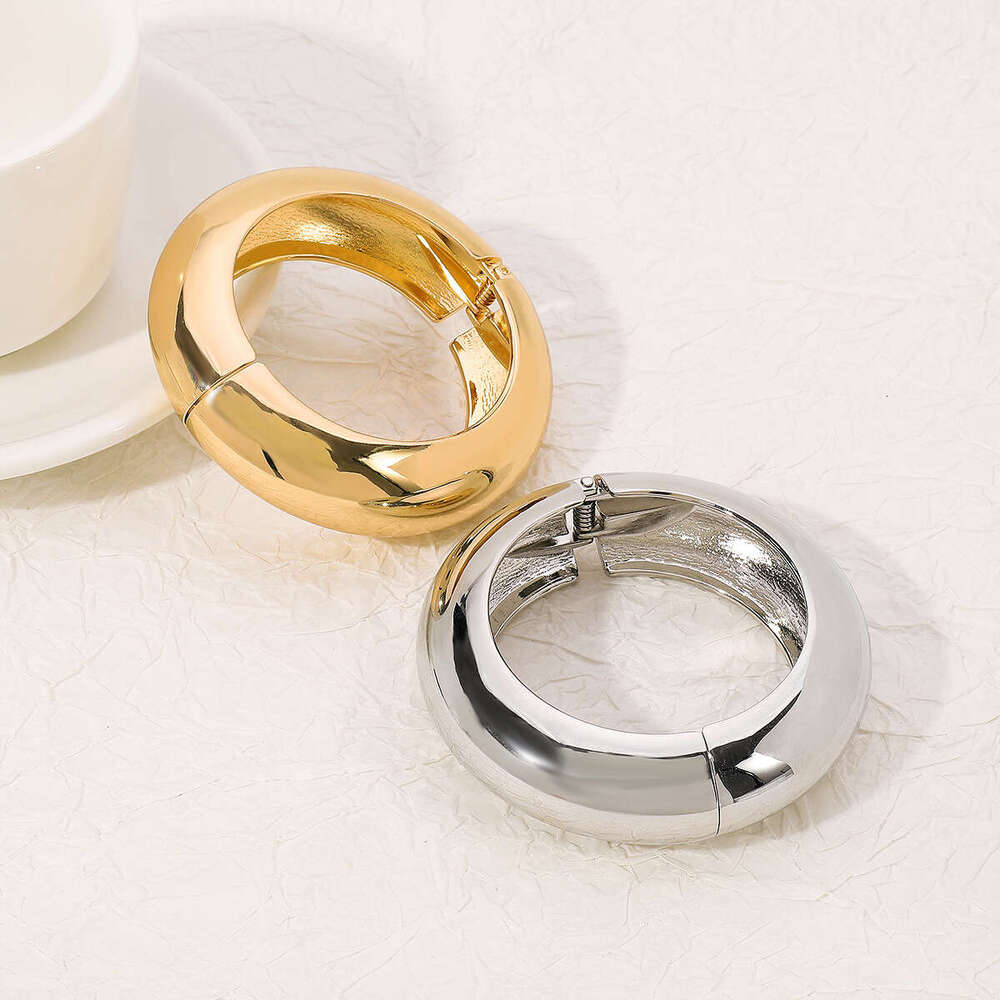 B2383 Smooth Plain Ring Round Exaggerated Classic Fashionable Spring Open Metal Style Bracelet