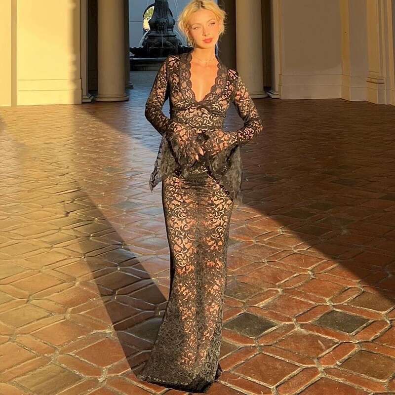Halter Whit Maxi Dresses Hot Selling New Sexy Deep V Lace Pattern Perspective Slim Fitting Sleeved Street Style Long Dress For Women Prom Sexy Dress