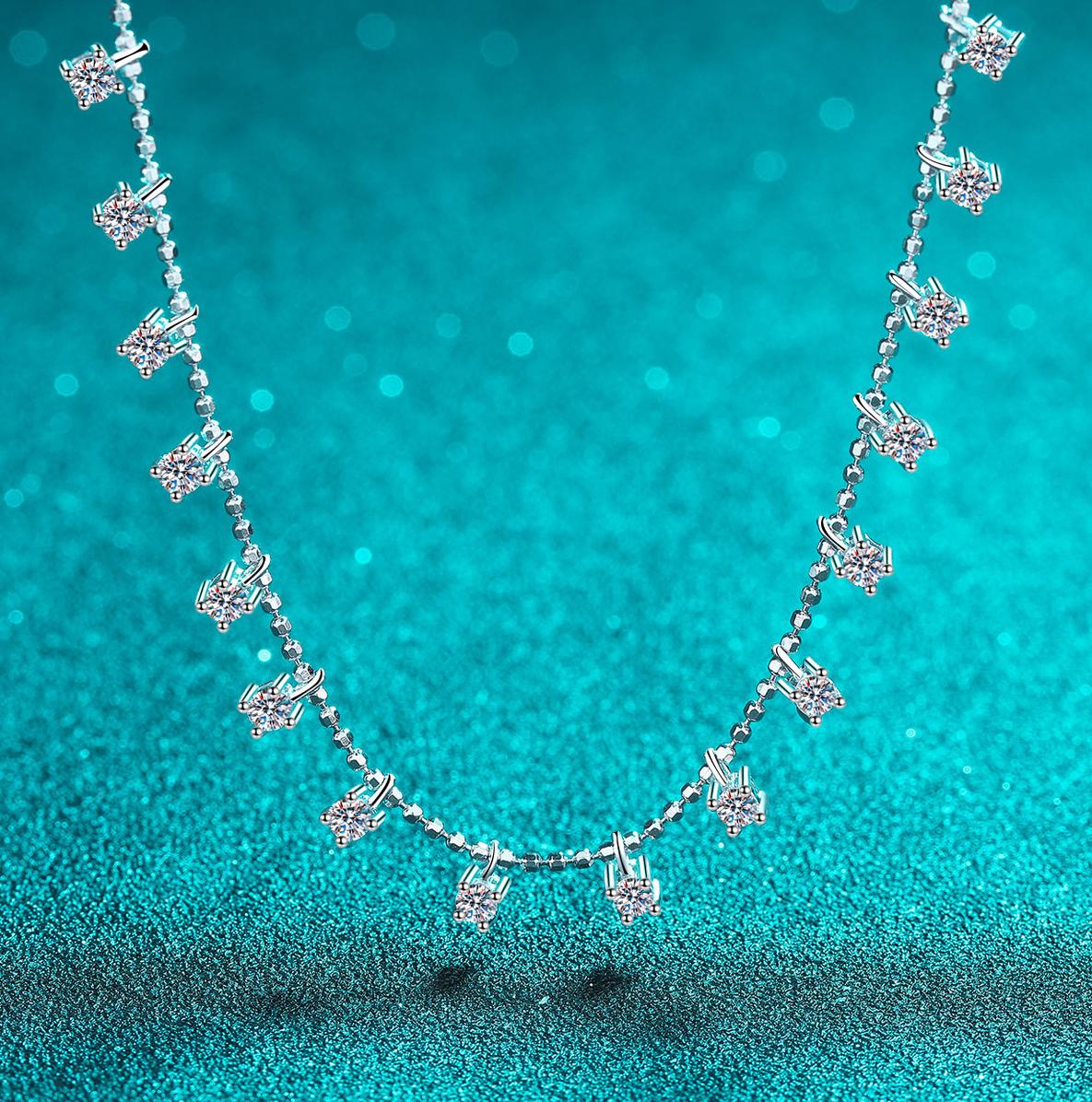 925 Sterling Silver Heart Shaped Moissanite Necklace, Elegant and Sparkling Pendant, Perfect for Gift