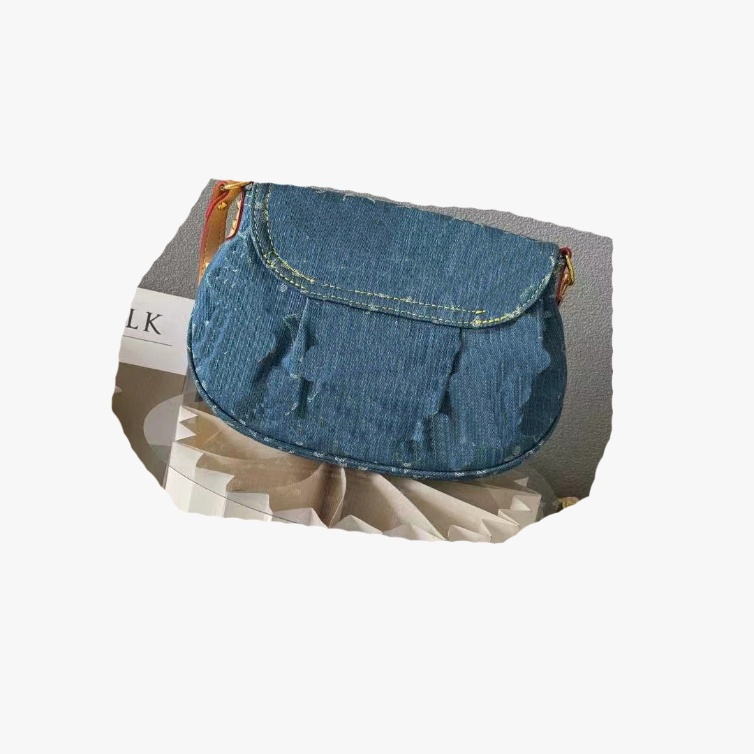 205 new handbag Luxury Women's Fashion Bag Fashion Steam Engine Classic Hand Shoulder Diagonal Straddle Bag Shopping Bag