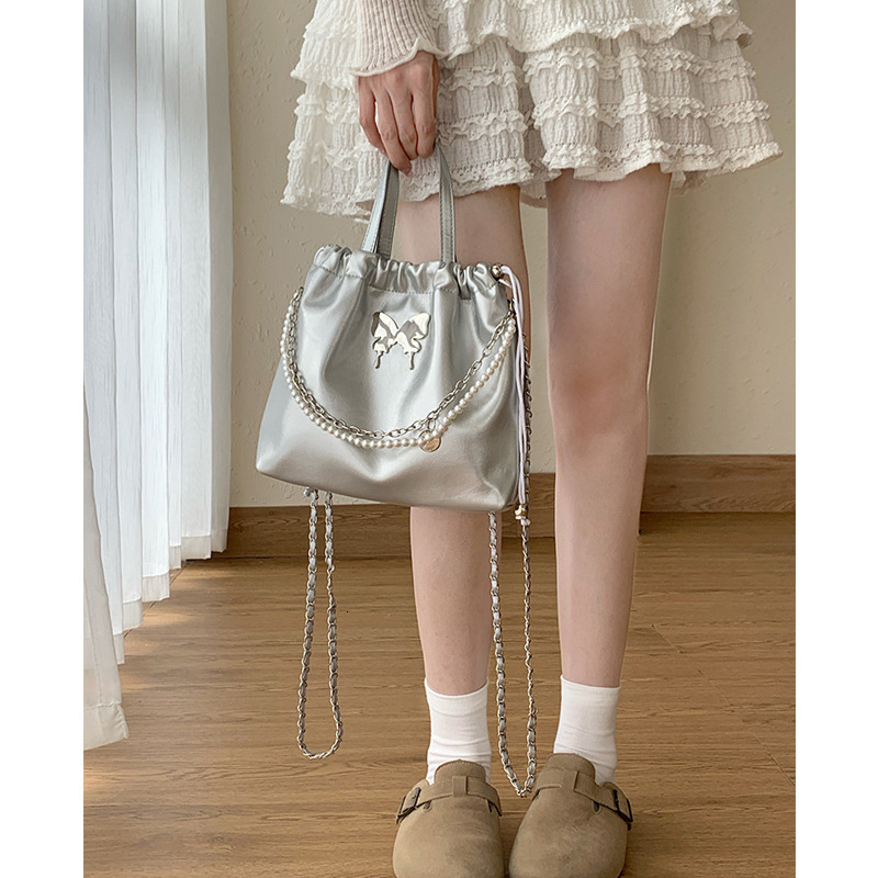 New Fashion trend Silver Butterfly Women's Fashion Trend Korean Pearl Chain Backpack Designer Multi functional Women's Handbag