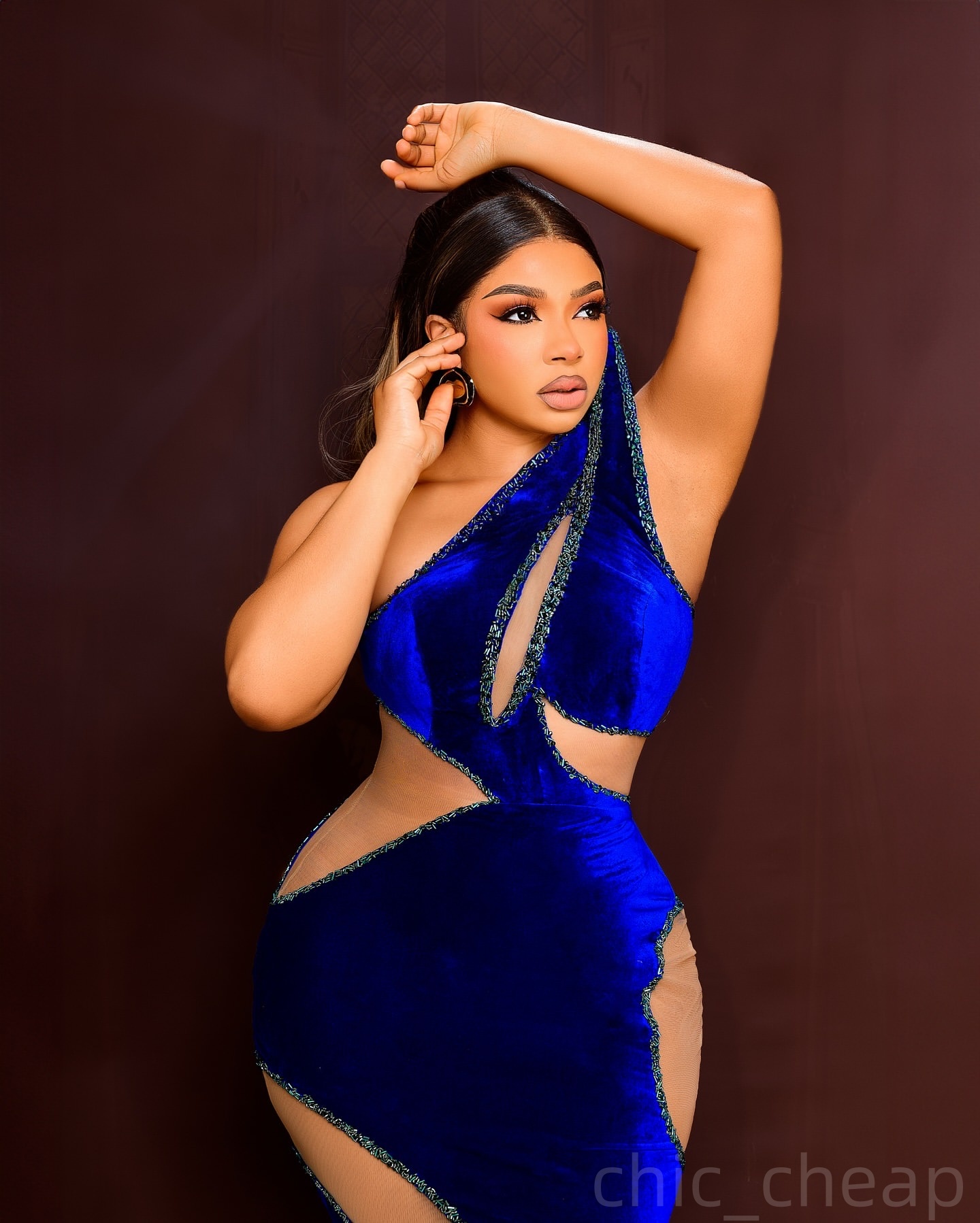 Royal Blue Sheath Prom Dresses 2025 Beaded Velvet Sheer Stylish Evening Formal Party Second Birthday Engagement Gowns Plus Size Dress For Special Occa
