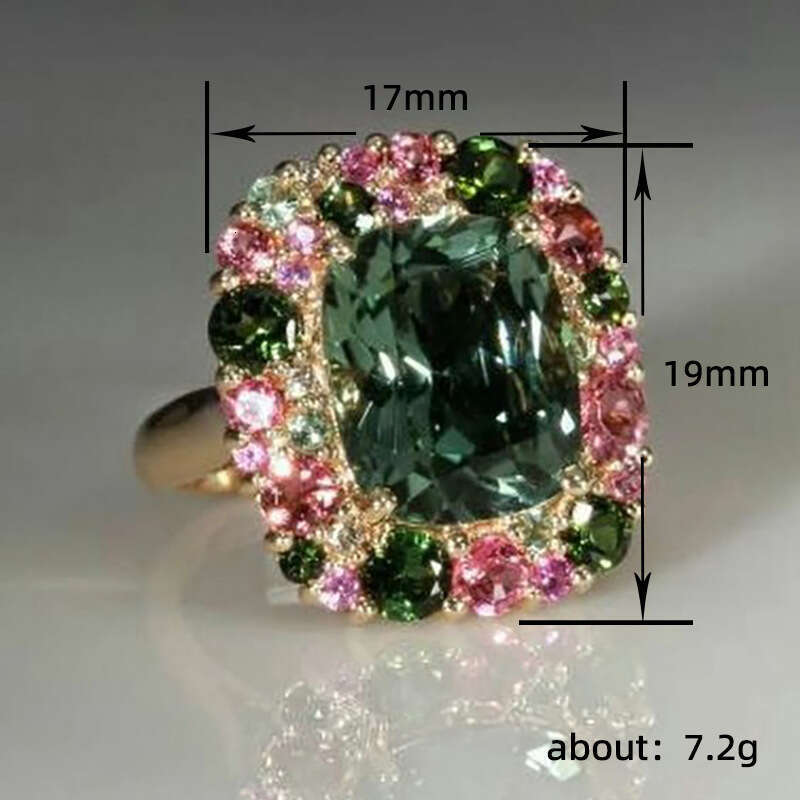 Hot selling product, new emerald square elegant closed ring Jewelry Accessory