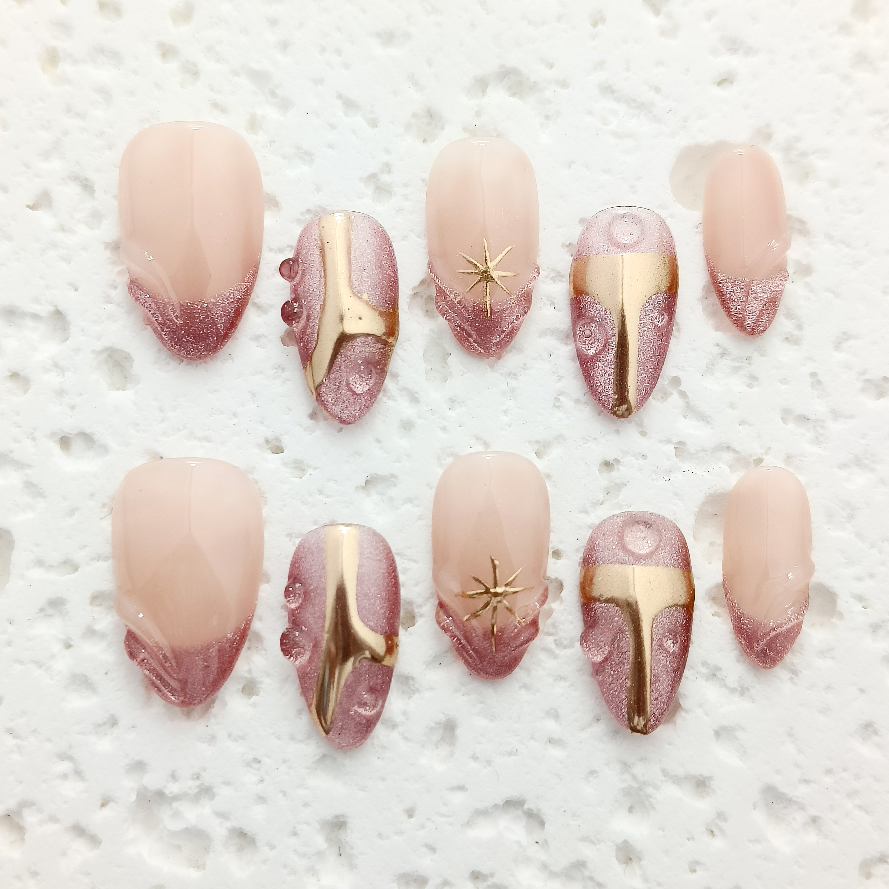 10pcs French Tips Handmade Press-on nail Short Almond Nails Bundle 3D Hand drawn Cat Eye Sweet Elegant Finished nail stickers Free storage box jelly g