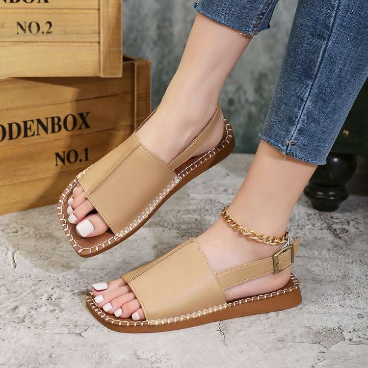 Designer Sandals Versatile Student Sandals 2025 Women's Bulltendon Bottom Comfortable Flat Sandals Outdoor Fashion Non Slip Sandals
