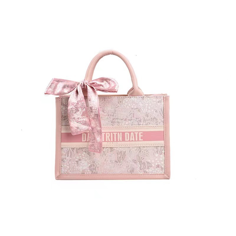 Free shipping designer bag Ladies' stylish large capacity textured women's handbag, embroidered hand-held tote bag, high-end feeling armpit 
