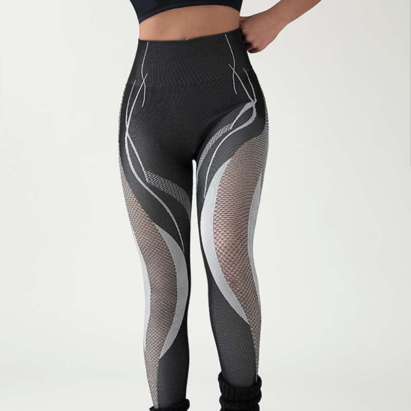 High Waist Supportive Fitness Jogging Capri for Plus Sizes with Concealed Pocket Design