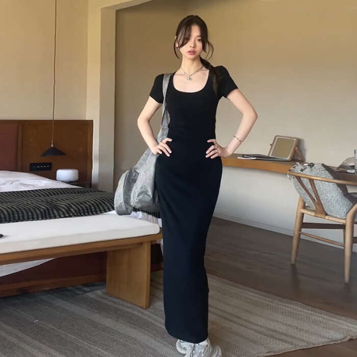 Halter Whit Maxi Dresses Pure Desire Style Backless Short Sleeved Dress Womem Summer Collection Waist Cinching Slimming Design Spicy Girl Long Skirt P