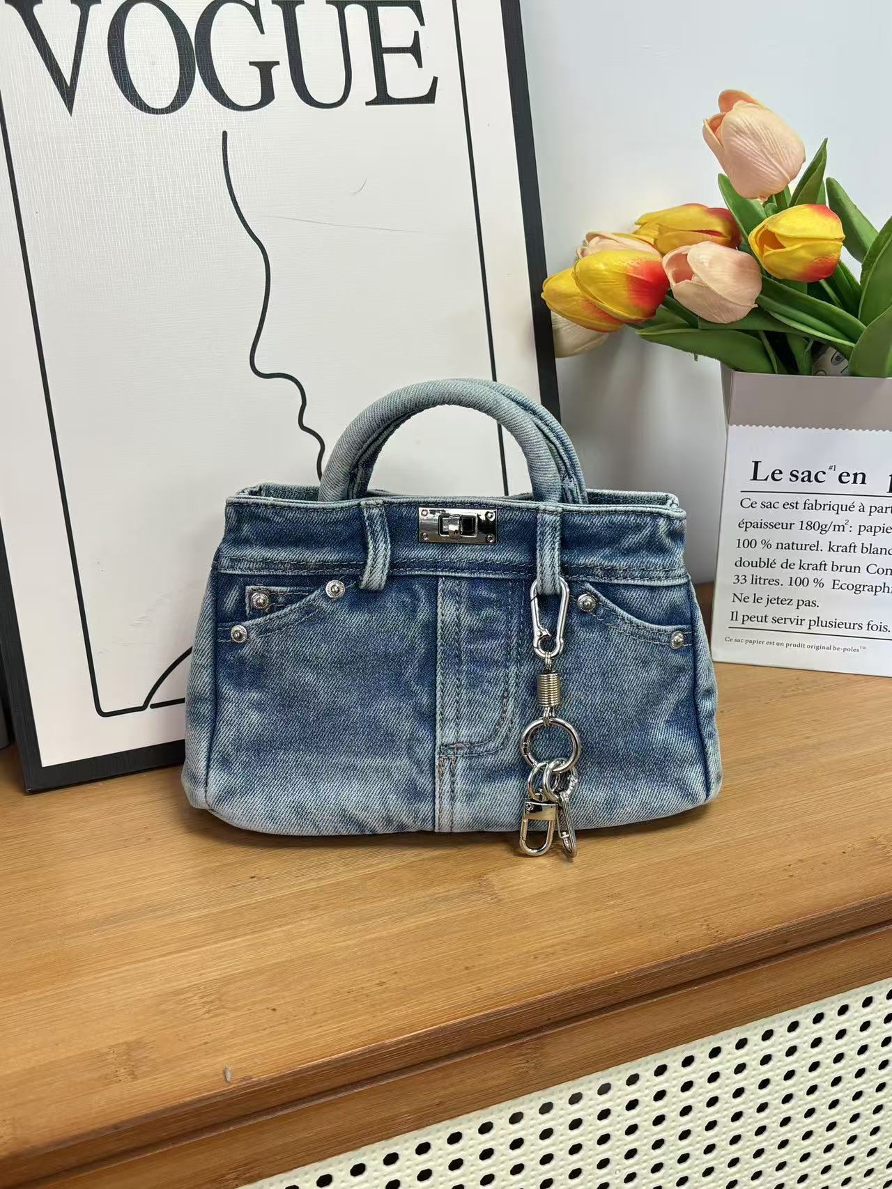 High quality brand new free designer bag, casual and fashionable commuting bag, high-end leopard print belt bag, brand new free designer bag