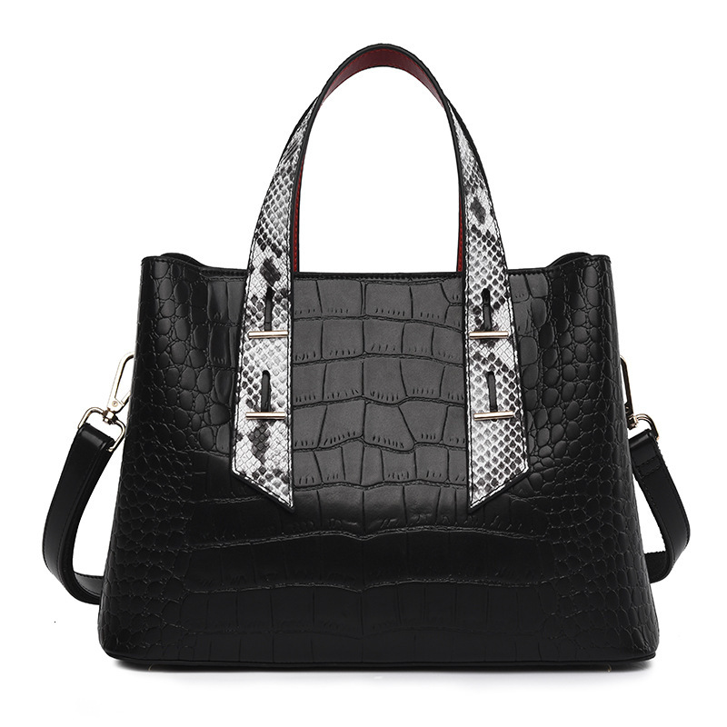 Free Shipping Designer Bag Womens Handbag Large Capacity Snake Skin Pattern Bag Light Luxury Fashion Womens Bag High-end Sensory Communication Bag