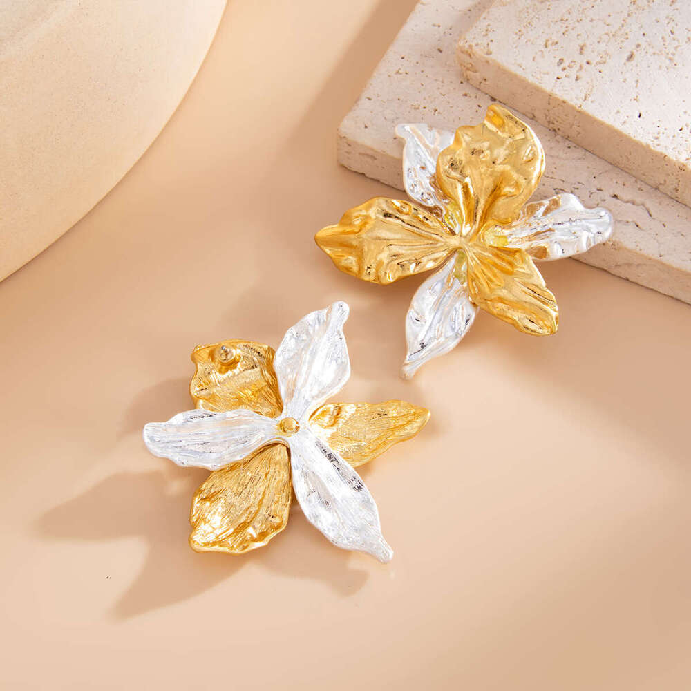 Ins style metallic texture earrings exaggerated personality three-dimensional flower ear accessories