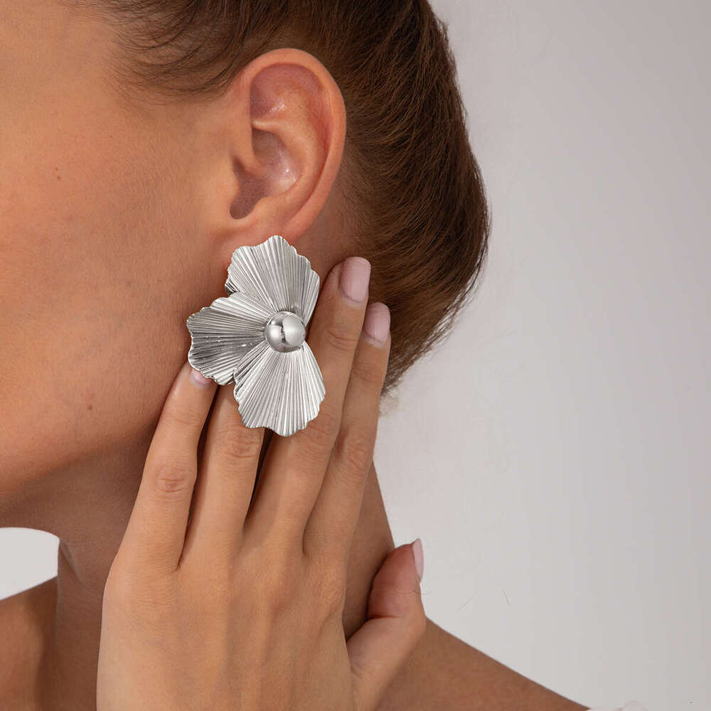 Ins style metallic texture earrings exaggerated personality three-dimensional flower ear accessories