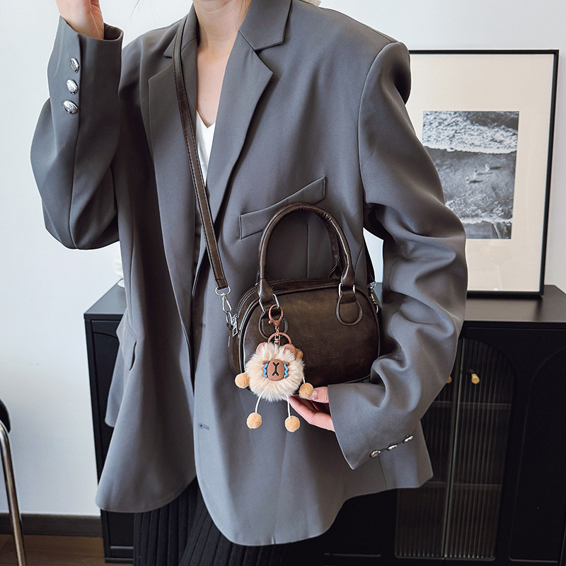 2025 New Outdoor Style Luxury Free Delivery Designer Bag Handbag For Women Fashionable Small Square Stylish Casual Personality Trend Single Shoulder C