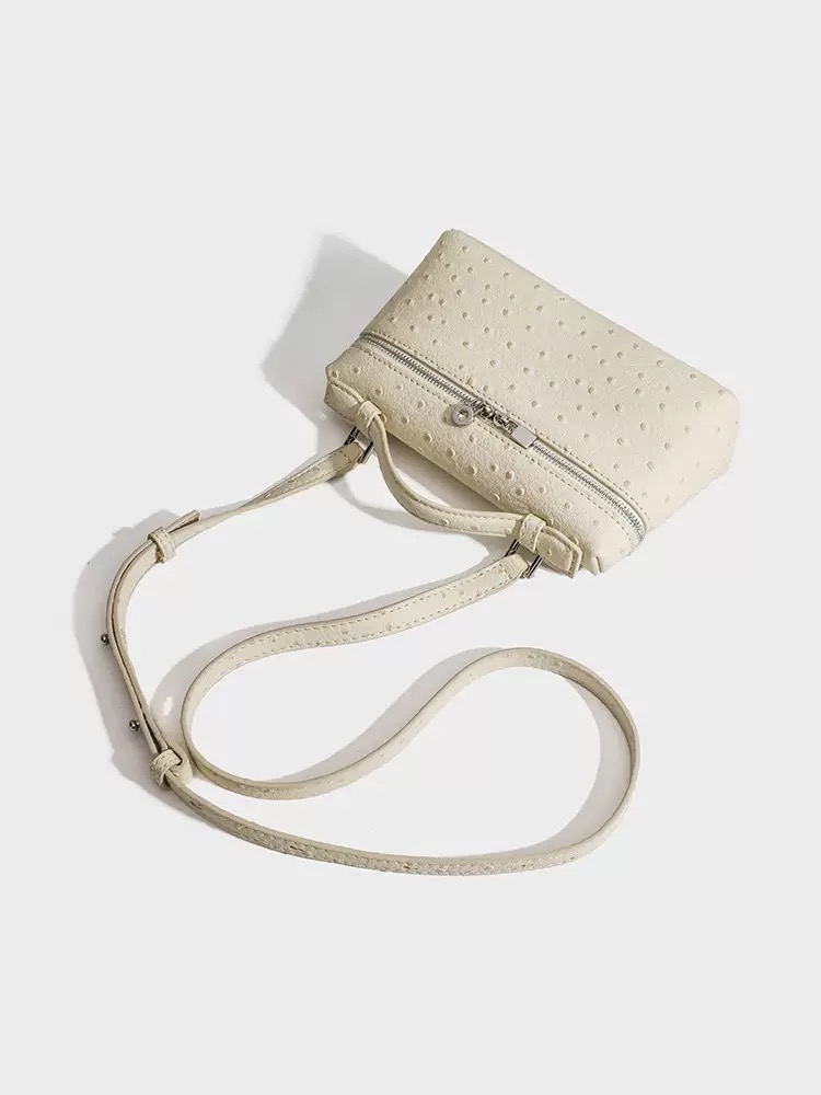 Evening Bags Cowhide With Markings Commuting Handbag Simple Single Pockot Shoulder Lunch Box Women Bag Cosmetic letter bag Handmade Tassel Handbag