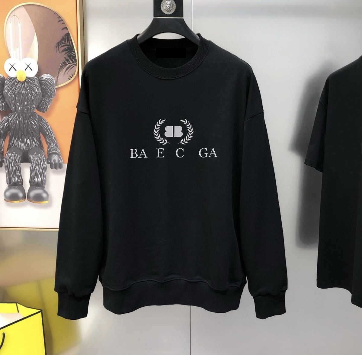 Parisian designer brand sweatshirts for men and women, casual and fashionable, pure cotton printed round-neck long-sleeved men and women's sportswear