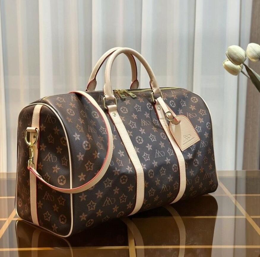 luxury Famous Mesh Lightweight Fitness Bag pu leather Outdoor Alor Handheld Shoulder Bag Mens and Womens Leisure Fitness Bag