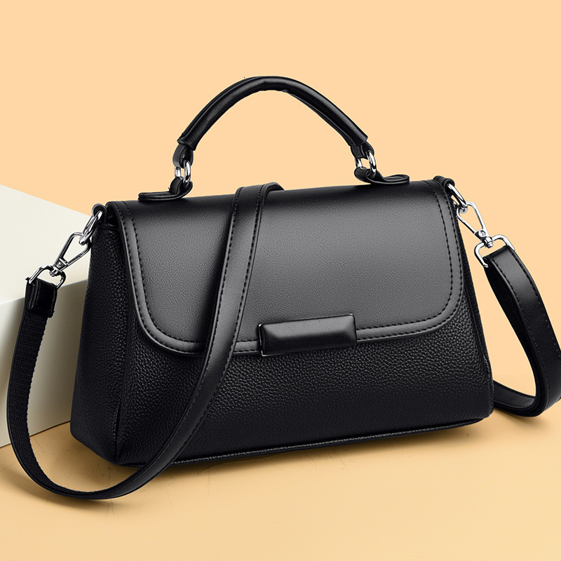 Free Shipping Designer 2025 New Bags For Autumn And Winter High-end Sense Niche Crossbody Fashionable Simple Versatile Handbag Work Commuting Bag
