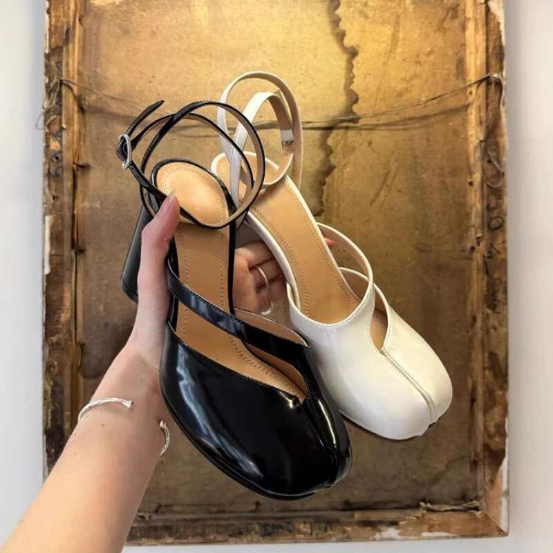 2025 New Tabi Sandals Women Brand Designe Cross Ankle Strap Buckle Slingback High Heels Chunky Heel Mary Jane Split-toe Shoes
