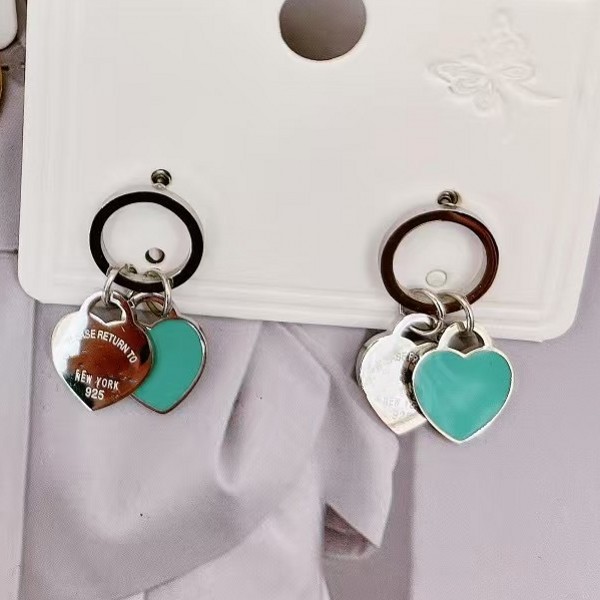 No tariff heart to heart Girls branded designer green pink red double heart T stud 316L Stainless Steel 18k Gold silver women wedding jewelry match clothes