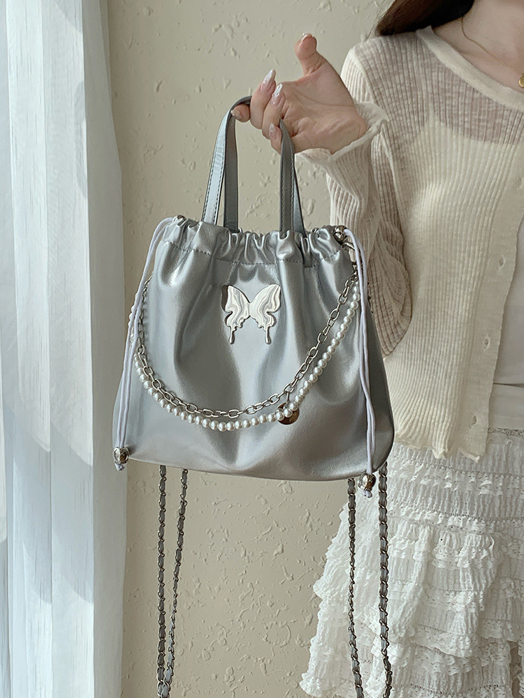 New Fashion trend Silver Butterfly Women's Fashion Trend Korean Pearl Chain Backpack Designer Multi functional Women's Handbag