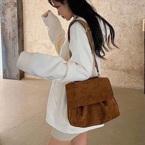 2022 New Trendy Plush Versatile Autumn/Winter Large Capacity Crossbody Shoulder Women's Big Bag