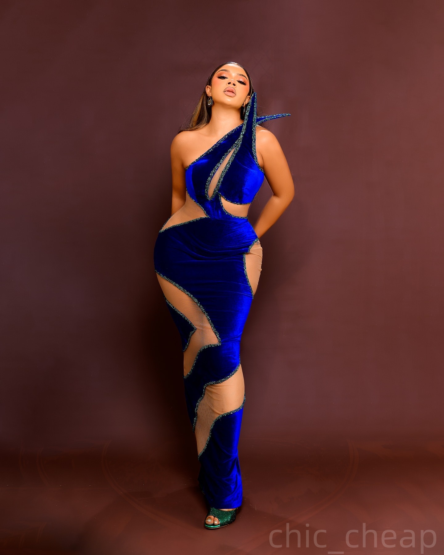 Royal Blue Sheath Prom Dresses 2025 Beaded Velvet Sheer Stylish Evening Formal Party Second Birthday Engagement Gowns Plus Size Dress For Special Occa